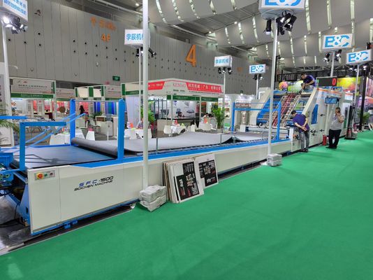 آلة تسطيح السرعة العالية من ورقة إلى ورقة 5 طبقات مع التحكم بالسيرو لتسطيح الورق المموج