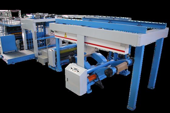 High Speed Flute Laminator Machine with 150m/min Maximum Line Speed, Servo Synchronous Cross-Cutting, and 12000P/h Maximum Laminating Speed