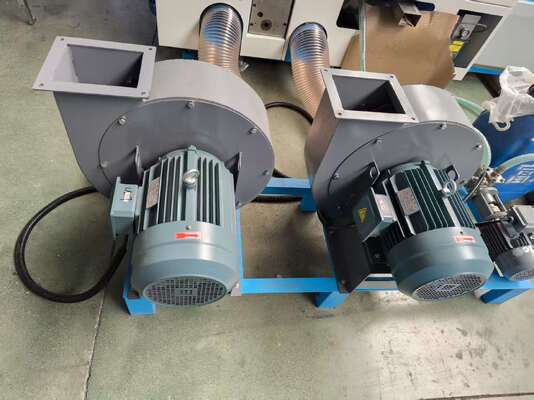 آلة تصفية آلية عالية السرعة للكرتون المموج مع سرعة 200m / min